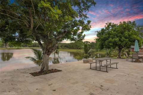 Casa en venta en Wellington, Florida, 4 dormitorios, 373.65 m2 № 1702649 - foto 16