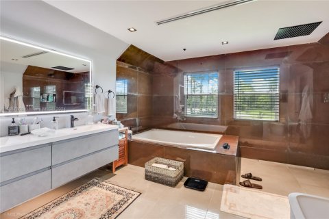 Casa en venta en Wellington, Florida, 4 dormitorios, 373.65 m2 № 1702649 - foto 12