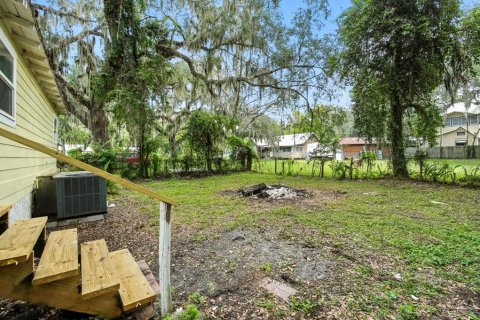 House in Palatka, Florida 3 bedrooms, 119.66 sq.m. № 1898694 - photo 23