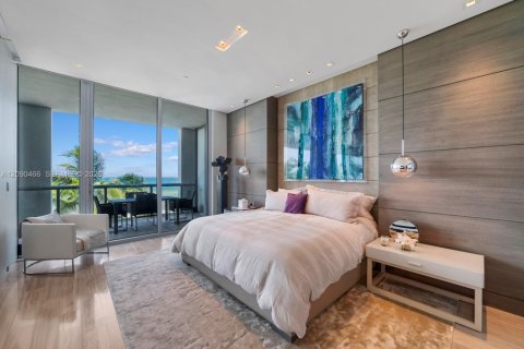 Condo in Miami Beach, Florida, 2 bedrooms  № 2401270 - photo 10