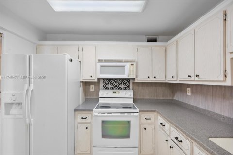 Copropriété à vendre à Hollywood, Floride: 2 chambres, 134.15 m2 № 1977114 - photo 10