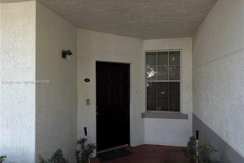 Appartement à louer à Sunrise, Floride: 2 chambres, 98.85 m2 № 2025661 - photo 3