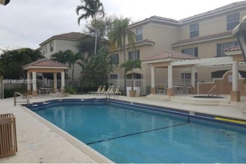 Appartement à louer à Sunrise, Floride: 2 chambres, 98.85 m2 № 2025661 - photo 2