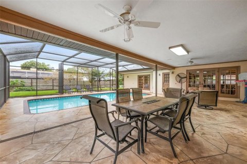 Villa ou maison à louer à Bradenton, Floride: 4 chambres, 249.63 m2 № 1894127 - photo 4