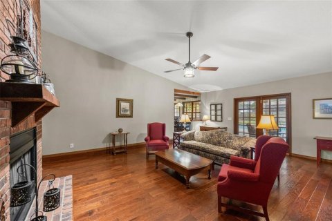 Villa ou maison à louer à Bradenton, Floride: 4 chambres, 249.63 m2 № 1894127 - photo 8