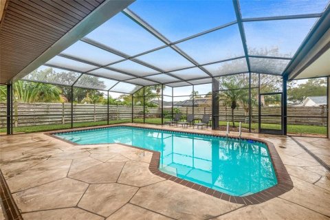 Villa ou maison à louer à Bradenton, Floride: 4 chambres, 249.63 m2 № 1894127 - photo 3