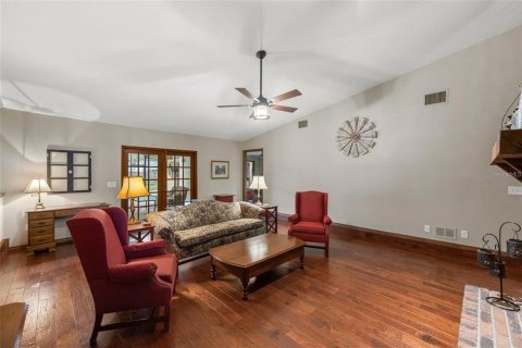 Villa ou maison à louer à Bradenton, Floride: 4 chambres, 249.63 m2 № 1894127 - photo 7