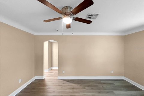 House in Saint Petersburg, Florida 2 bedrooms, 123.75 sq.m. № 1871220 - photo 21
