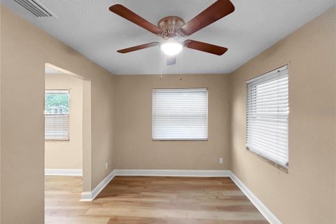 House in Saint Petersburg, Florida 2 bedrooms, 123.75 sq.m. № 1871220 - photo 26
