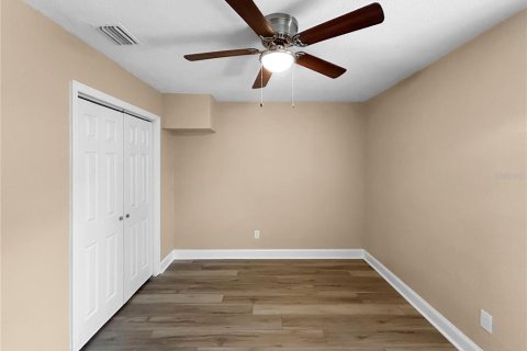 House in Saint Petersburg, Florida 2 bedrooms, 123.75 sq.m. № 1871220 - photo 19