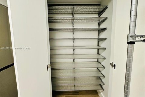 Copropriété à louer à Miami Beach, Floride: 1 chambre, 63.82 m2 № 2089476 - photo 15