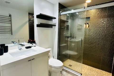 Copropriété à louer à Miami Beach, Floride: 1 chambre, 63.82 m2 № 2089476 - photo 8