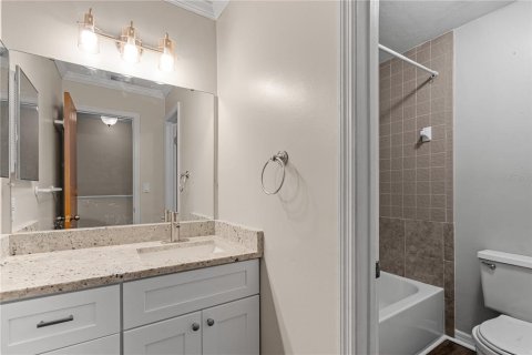 Touwnhouse à louer à Gainesville, Floride: 2 chambres, 94.39 m2 № 2406476 - photo 13