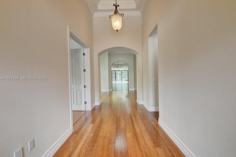 House in Delray Beach, Florida 3 bedrooms, 301.84 sq.m. № 2020935 - photo 18