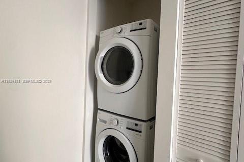 Immobilier commercial à louer à Doral, Floride: 215.25 m2 № 1987557 - photo 5