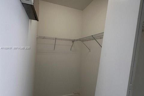 Immobilier commercial à louer à Doral, Floride: 215.25 m2 № 1987557 - photo 6