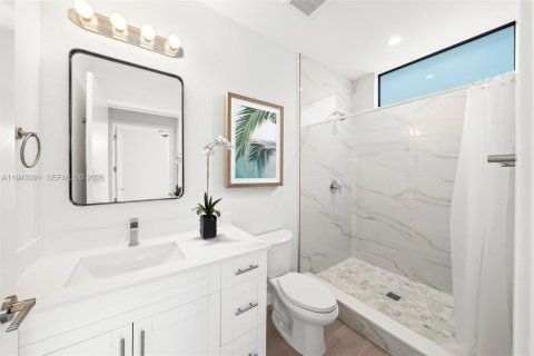 Townhouse in Miami, Florida 3 bedrooms, 144.18 sq.m. № 2000846 - photo 8