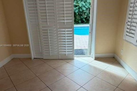 Casa en venta en Fort Lauderdale, Florida, 4 dormitorios, 191.01 m2 № 1993126 - foto 8
