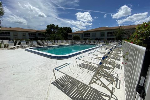 Condominio en alquiler en Sarasota, Florida, 2 dormitorios, 104.7 m2 № 1913470 - foto 18