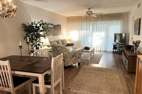 Copropriété à louer à Sarasota, Floride: 2 chambres, 104.7 m2 № 1913470 - photo 5