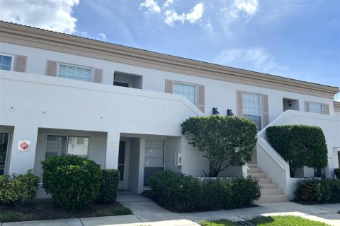 Condominio en alquiler en Sarasota, Florida, 2 dormitorios, 104.7 m2 № 1913470 - foto 1