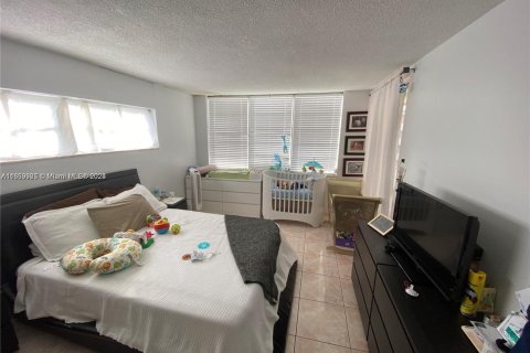 Copropriété à vendre à Miami, Floride: 2 chambres, 155.52 m2 № 1864324 - photo 9