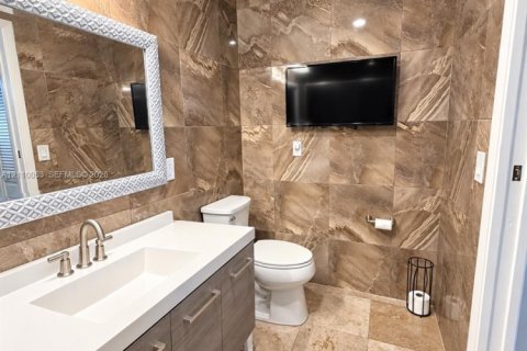Casa en venta en Pembroke Pines, Florida, 2 dormitorios, 96.06 m2 № 2426076 - foto 17