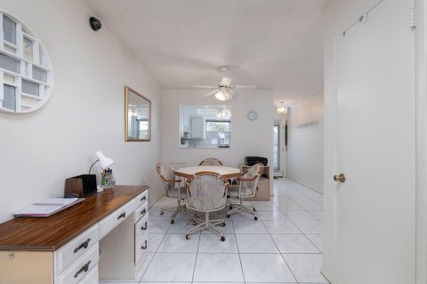 Condominio en venta en Stuart, Florida, 2 dormitorios, 93.37 m2 № 2177493 - foto 9