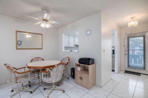 Condominio en venta en Stuart, Florida, 2 dormitorios, 93.37 m2 № 2177493 - foto 7