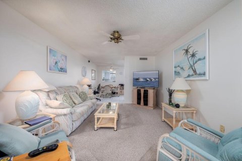 Condominio en venta en Stuart, Florida, 2 dormitorios, 93.37 m2 № 2177493 - foto 6