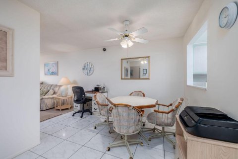 Condominio en venta en Stuart, Florida, 2 dormitorios, 93.37 m2 № 2177493 - foto 10