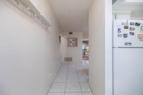 Condominio en venta en Stuart, Florida, 2 dormitorios, 93.37 m2 № 2177493 - foto 14