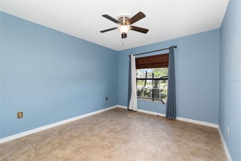 House in Orlando, Florida 4 bedrooms, 214.51 sq.m. № 1690347 - photo 22