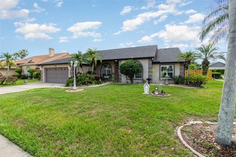 House in Orlando, Florida 4 bedrooms, 214.51 sq.m. № 1690347 - photo 3