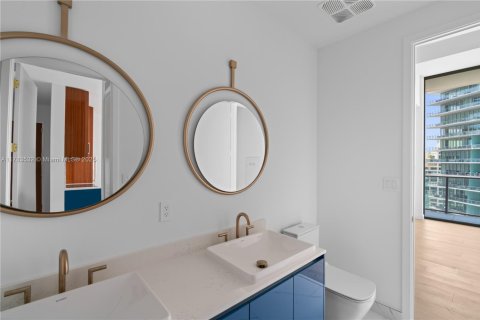 Condo in Miami, Florida, 1 bedroom  № 1860893 - photo 29