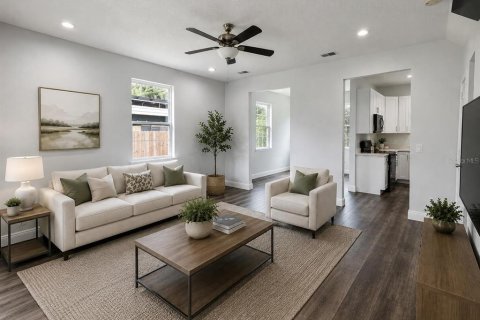 Casa en venta en Orlando, Florida, 4 dormitorios, 188.68 m2 № 2291159 - foto 3