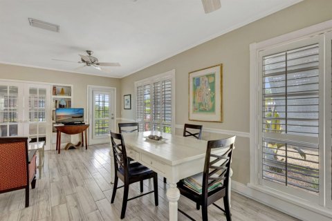 Casa en venta en Port St. Lucie, Florida, 4 dormitorios, 197.7 m2 № 2078088 - foto 11