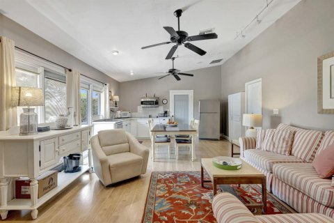 Casa en venta en Port St. Lucie, Florida, 4 dormitorios, 197.7 m2 № 2078088 - foto 28