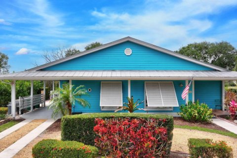 Casa en Port St. Lucie, Florida 4 dormitorios, 197.7 m2 № 2078088