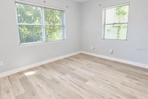 Appartement à louer à Orlando, Floride: 2 chambres, 67.82 m2 № 2380331 - photo 5