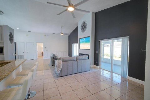 House in Orlando, Florida 3 bedrooms, 146.04 sq.m. № 1734791 - photo 30