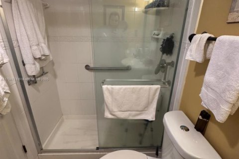 House in West Palm Beach, Florida 1 bedroom, 63.55 sq.m. № 1725966 - photo 8