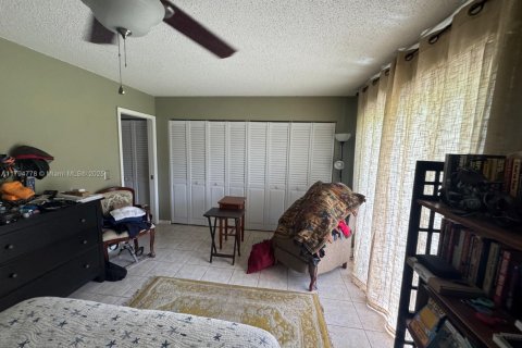 House in West Palm Beach, Florida 1 bedroom, 63.55 sq.m. № 1725966 - photo 10