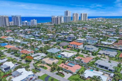 Casa en venta en Riviera Beach, Florida, 3 dormitorios, 178.19 m2 № 1226920 - foto 1
