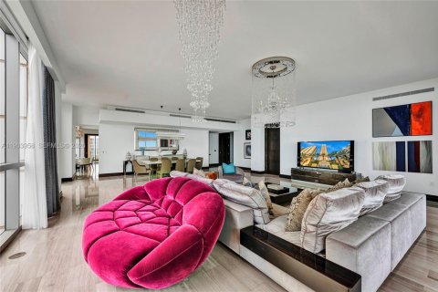 Copropriété à louer à Sunny Isles Beach, Floride: 4 chambres, 428.19 m2 № 2155142 - photo 15
