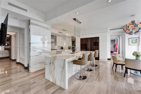 Copropriété à louer à Sunny Isles Beach, Floride: 4 chambres, 428.19 m2 № 2155142 - photo 20