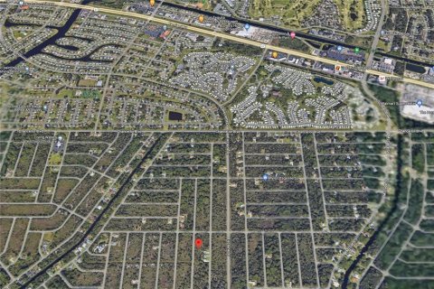 Land in Port Charlotte, Florida № 2159669 - photo 12