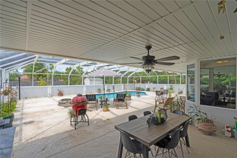 Villa ou maison à vendre à Homestead, Floride: 3 chambres, 170.85 m2 № 2186872 - photo 18