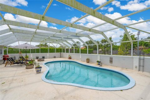 Villa ou maison à vendre à Homestead, Floride: 3 chambres, 170.85 m2 № 2186872 - photo 22