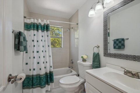 Villa ou maison à vendre à Coral Springs, Floride: 4 chambres, 182.18 m2 № 2085178 - photo 19